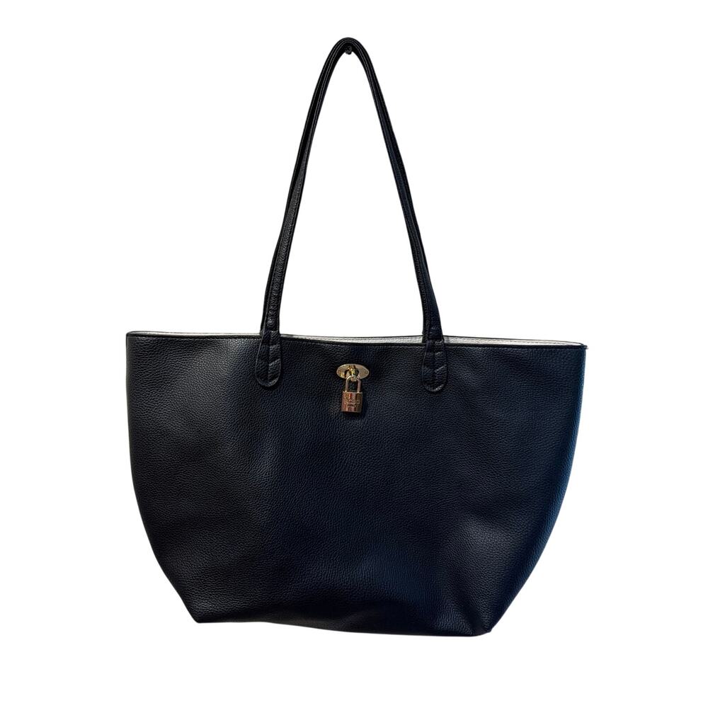 ⭐️ Black Leather BCBG Tote Bag. Preppy. Travel Vacation